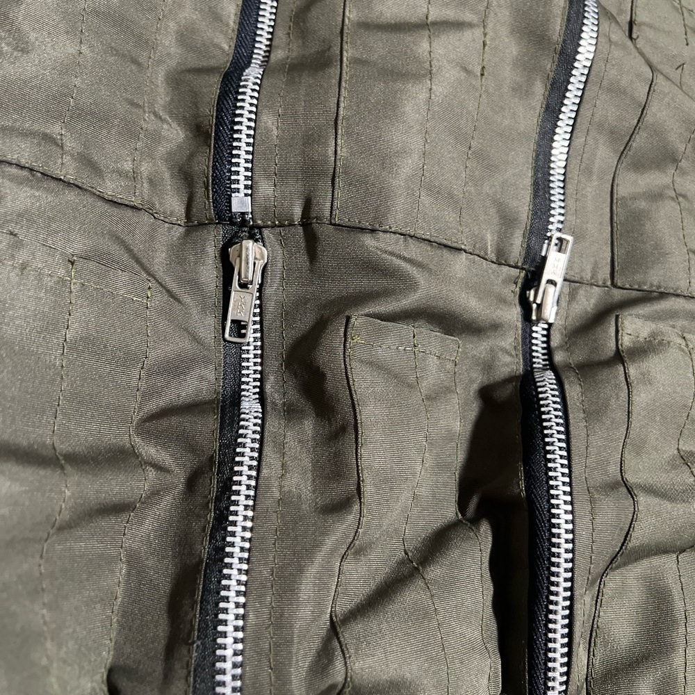 Bomber Jacket - Picture 4 of 9